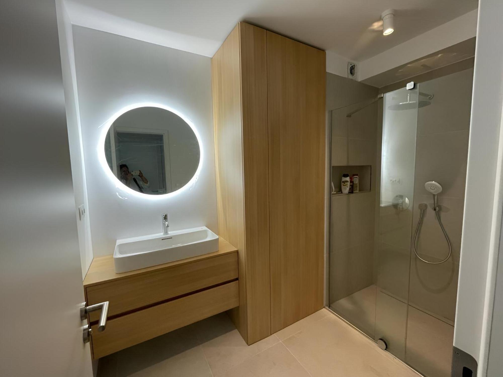 Beautiful New Apt In Old Town Near Train Station - Free Parking Bratislava Esterno foto