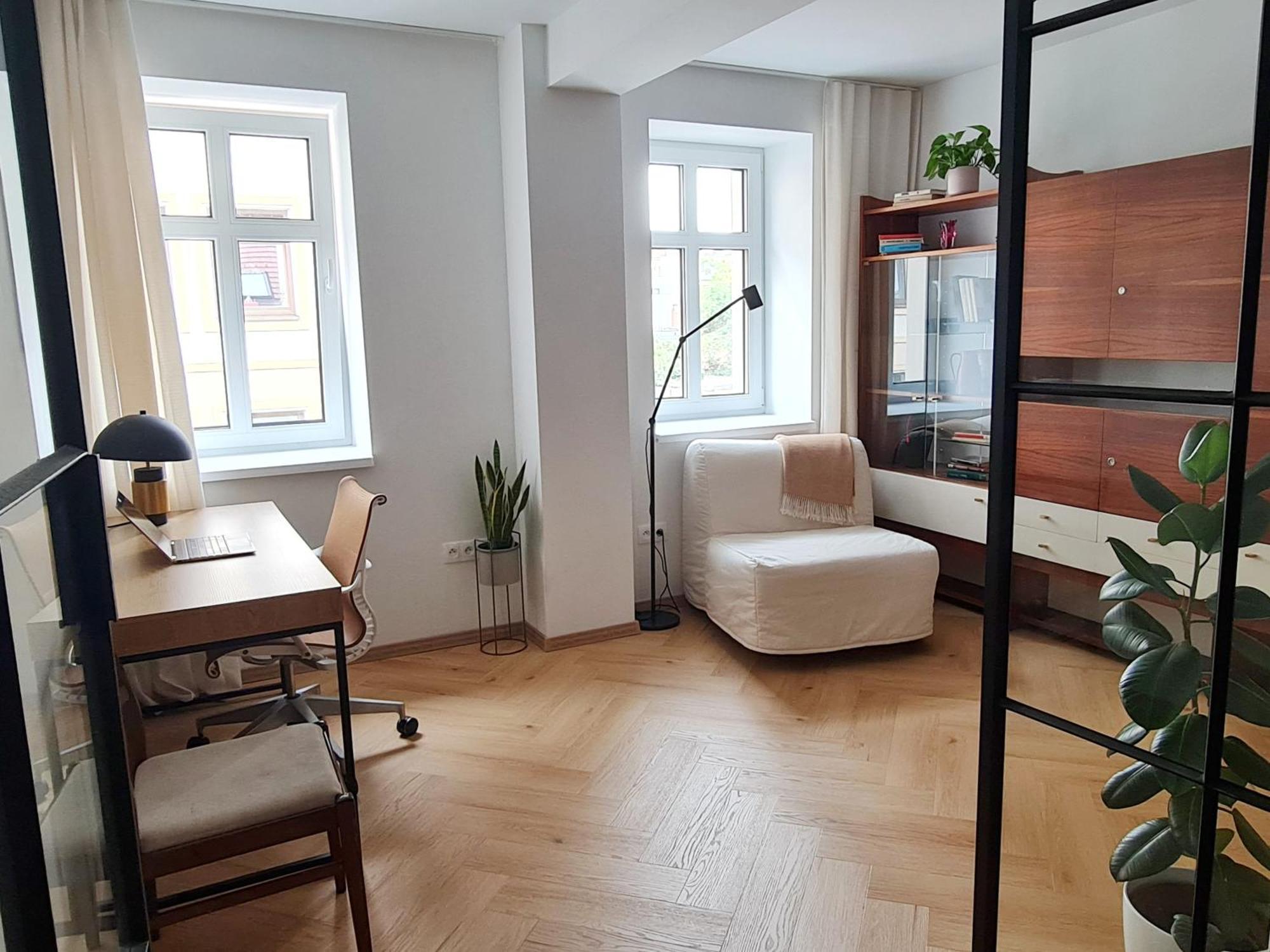 Beautiful New Apt In Old Town Near Train Station - Free Parking Bratislava Esterno foto