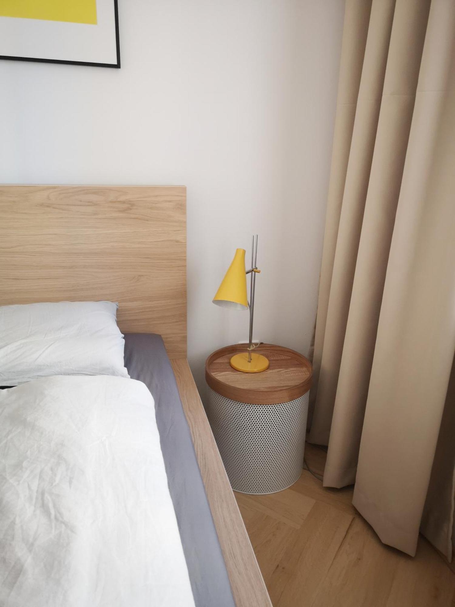 Beautiful New Apt In Old Town Near Train Station - Free Parking Bratislava Esterno foto