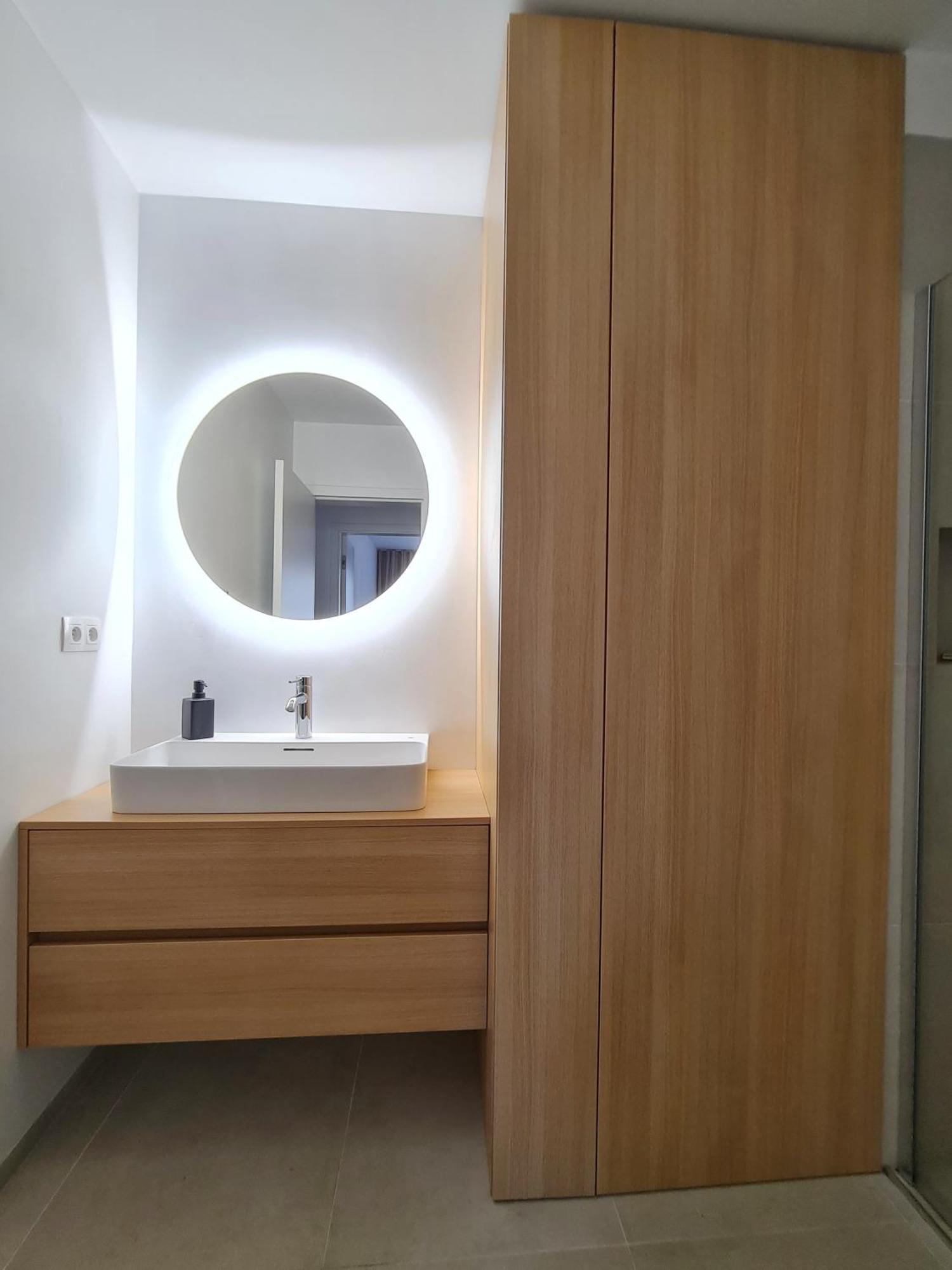 Beautiful New Apt In Old Town Near Train Station - Free Parking Bratislava Esterno foto