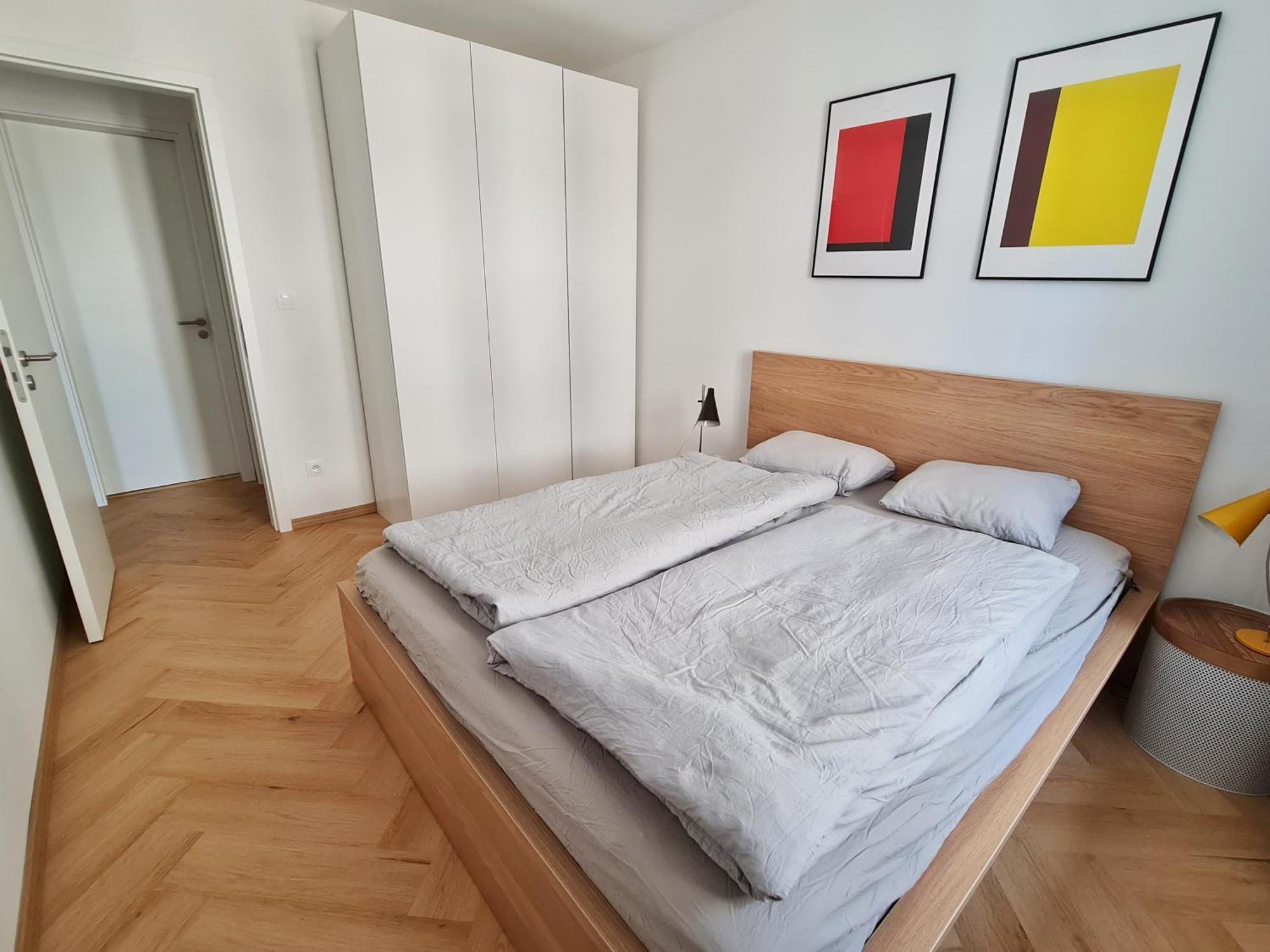 Beautiful New Apt In Old Town Near Train Station - Free Parking Bratislava Esterno foto