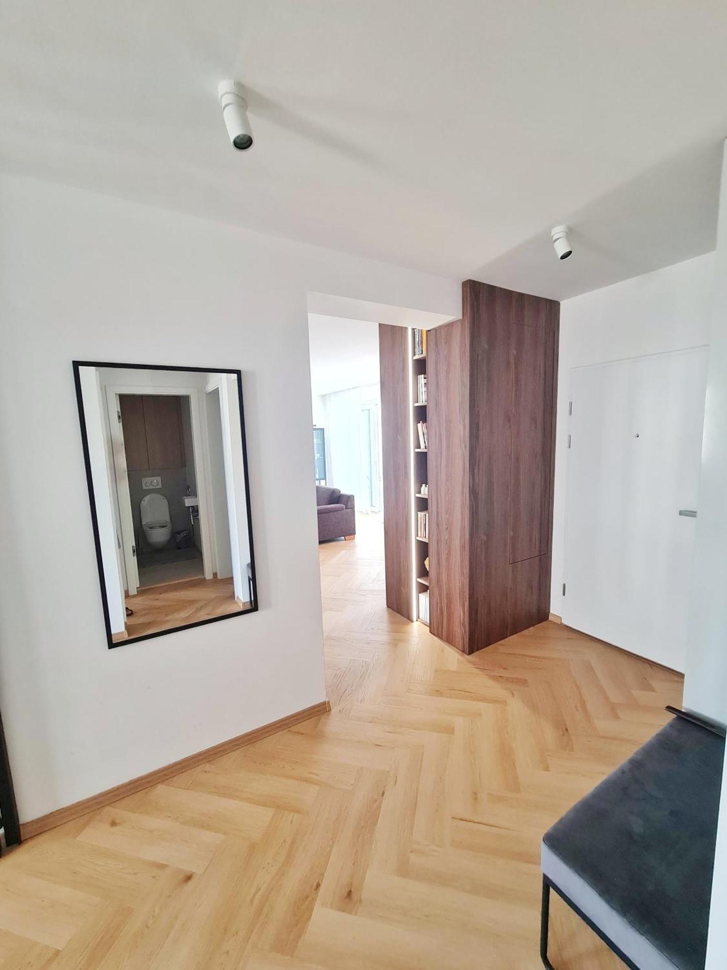 Beautiful New Apt In Old Town Near Train Station - Free Parking Bratislava Esterno foto